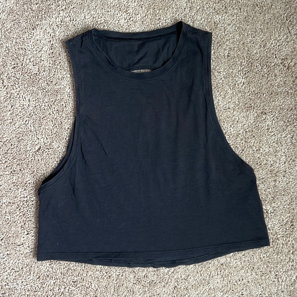lululemon black cropped tank with cutout in back